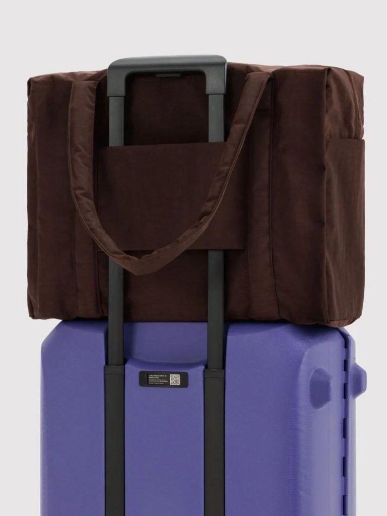 Nwt Baggu Regular Cloud Carry-On - Coffee — image 3 of 5